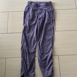 Ivivva (Lululemon) Live to move pants, size 14 Girls, purple quartz